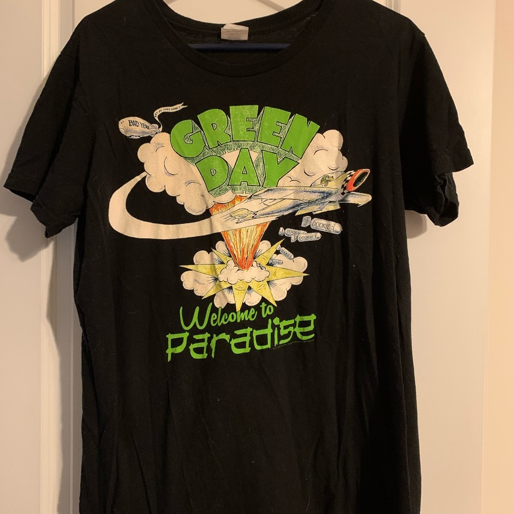 Green Day tee